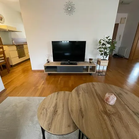 3br - Views - Free Parking - Near Eurovea And Aupark * 布拉迪斯拉发
