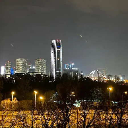 3-bedroom With Views And Free Parking Apartmán