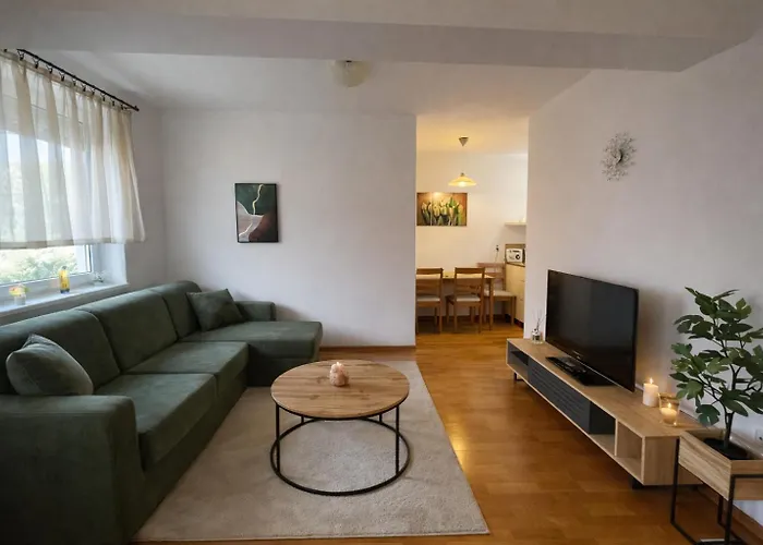 Apartmán 3br - Views - Free Parking - Near Eurovea And Aupark *